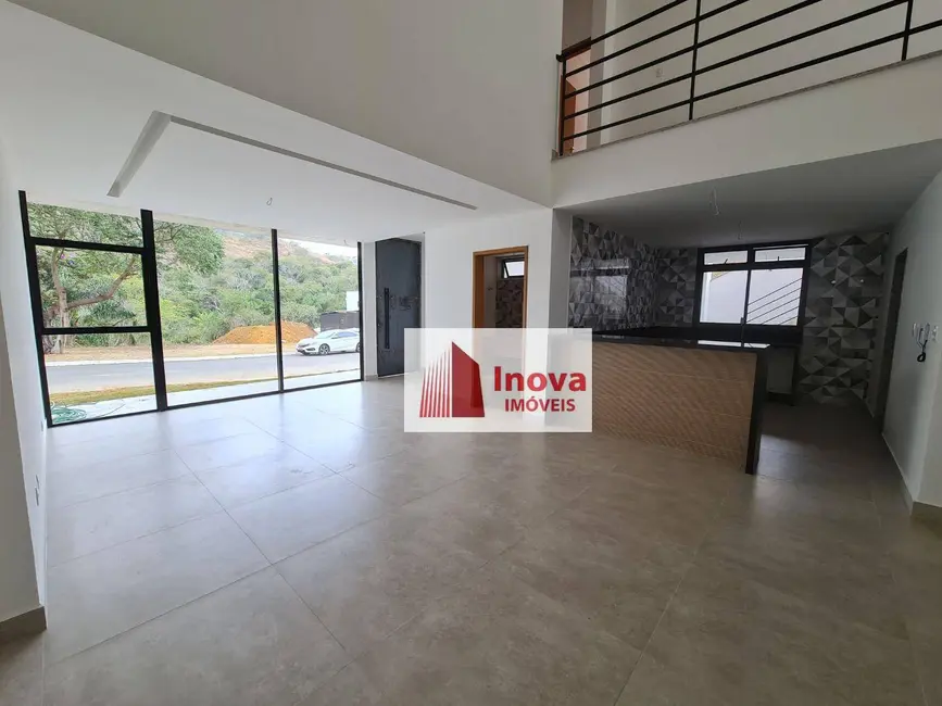Foto 2 de Casa de Condomínio com 3 quartos à venda, 698m2 em Aeroporto, Juiz De Fora - MG
