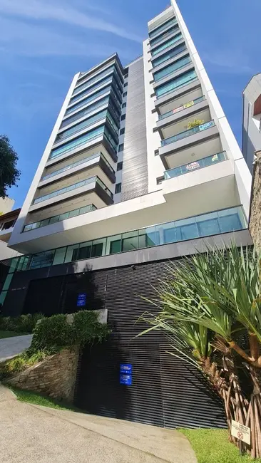 Foto 1 de Apartamento com 4 quartos à venda, 250m2 em Centro, Juiz De Fora - MG