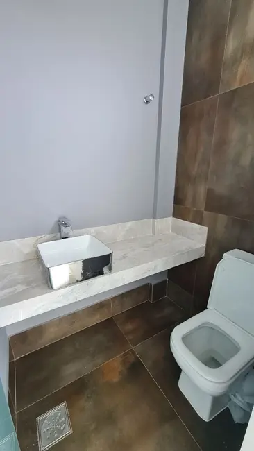 Foto 6 de Casa de Condomínio com 5 quartos à venda, 489m2 em São Pedro, Juiz De Fora - MG