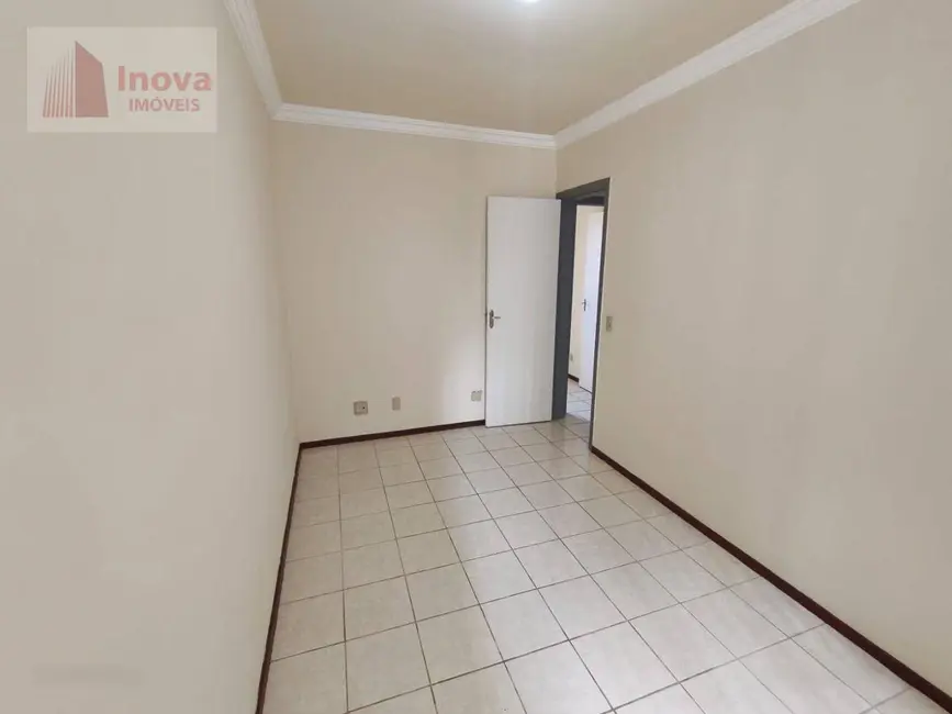 Apartamento com 2 quartos para alugar, 58m2 em Paineiras, Juiz De Fora - MG - imagem 9 Foto 9 de Apartamento com 2 quartos para alugar, 58m2 em Paineiras, Juiz De Fora - MG