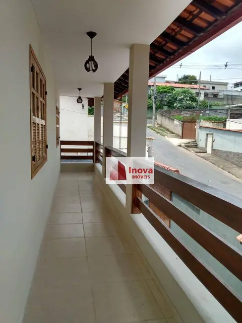 Casa com 3 quartos para alugar, 180m2 em Parque Guarua, Juiz De Fora - MG - imagem 9 Foto 9 de Casa com 3 quartos para alugar, 180m2 em Parque Guarua, Juiz De Fora - MG