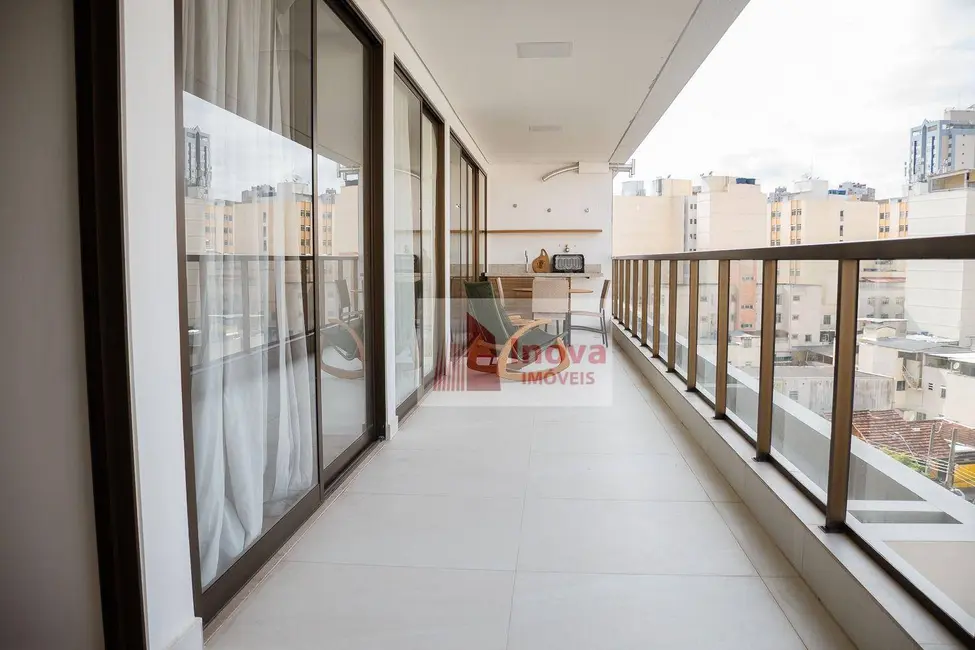 Apartamento com 3 quartos à venda, 184m2 em São Mateus, Juiz De Fora - MG - imagem 3 Foto 3 de Apartamento com 3 quartos à venda, 184m2 em São Mateus, Juiz De Fora - MG