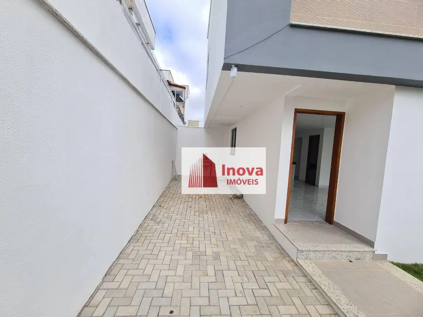 Foto 4 de Casa com 2 quartos à venda, 130m2 em São Pedro, Juiz De Fora - MG