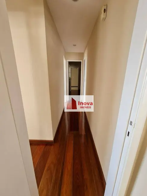 Apartamento com 3 quartos à venda, 140m2 em Santa Helena, Juiz De Fora - MG - imagem 8 Foto 8 de Apartamento com 3 quartos à venda, 140m2 em Santa Helena, Juiz De Fora - MG