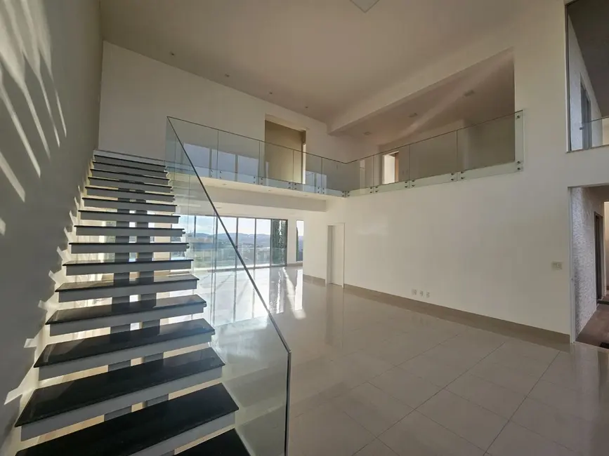 Foto 3 de Casa de Condomínio com 3 quartos para alugar, 525m2 em Spina Ville II, Juiz De Fora - MG