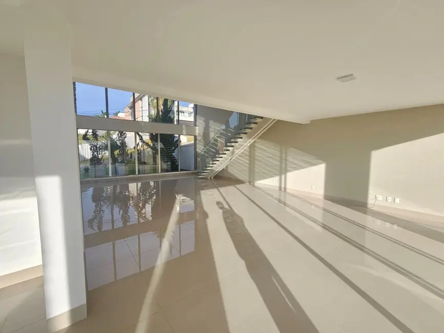 Foto 7 de Casa de Condomínio com 3 quartos para alugar, 525m2 em Spina Ville II, Juiz De Fora - MG