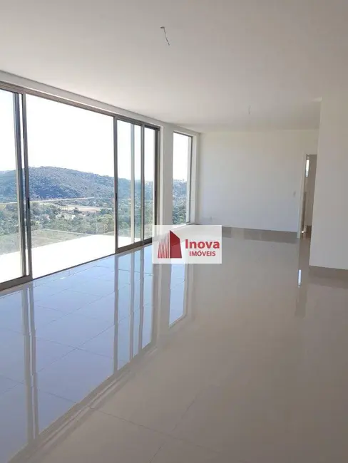 Foto 2 de Casa de Condomínio com 3 quartos para alugar, 400m2 em Spina Ville II, Juiz De Fora - MG