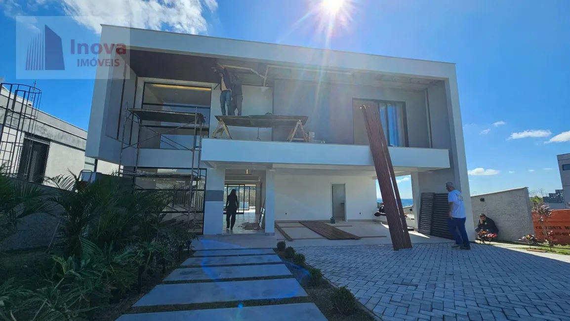 Foto 3 de Casa de Condomínio com 4 quartos à venda, 489m2 em Juiz De Fora - MG