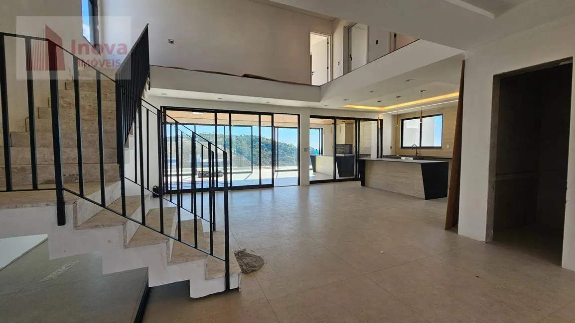 Foto 6 de Casa de Condomínio com 4 quartos à venda, 489m2 em Juiz De Fora - MG