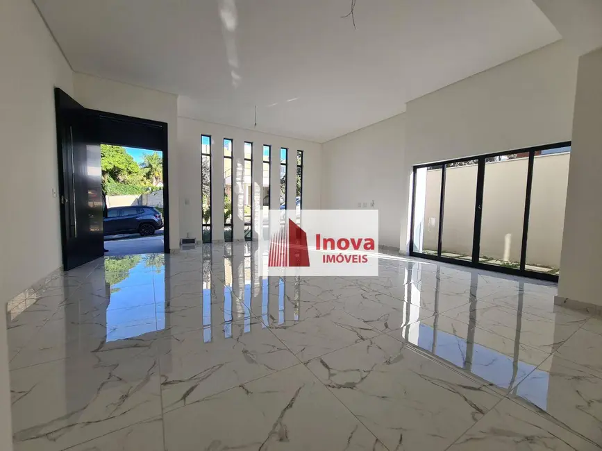 Foto 4 de Casa de Condomínio com 3 quartos à venda, 450m2 em Juiz De Fora - MG