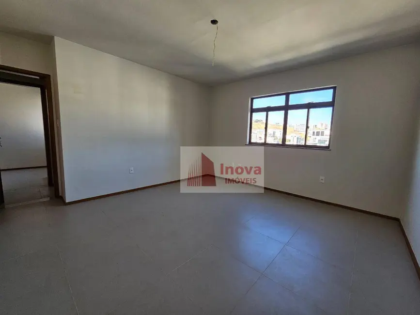 Cobertura com 3 quartos à venda, 210m2 em São Mateus, Juiz De Fora - MG - imagem 9 Foto 9 de Cobertura com 3 quartos à venda, 210m2 em São Mateus, Juiz De Fora - MG