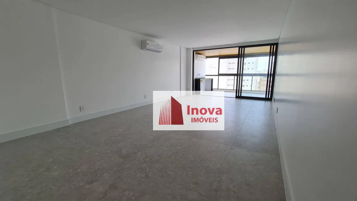 Apartamento com 3 quartos à venda, 245m2 em Centro, Juiz De Fora - MG - imagem 5 Foto 5 de Apartamento com 3 quartos à venda, 245m2 em Centro, Juiz De Fora - MG