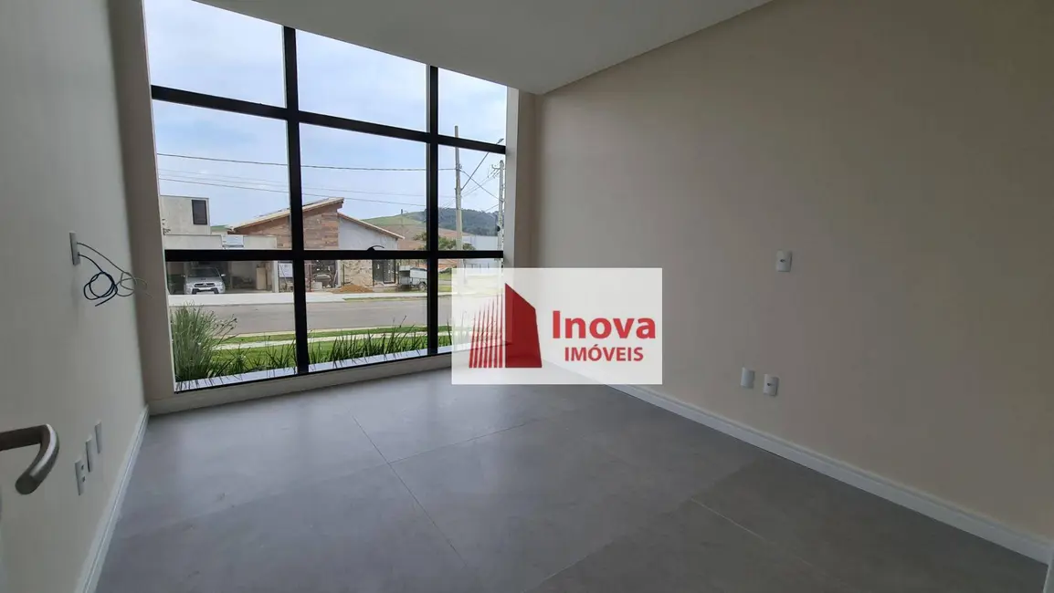 Foto 4 de Casa de Condomínio com 4 quartos à venda, 500m2 em São Pedro, Juiz De Fora - MG