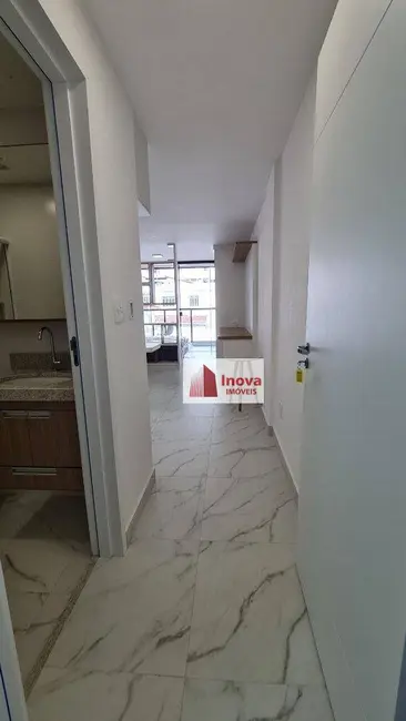 Foto 3 de Apartamento com 1 quarto à venda, 32m2 em Centro, Juiz De Fora - MG