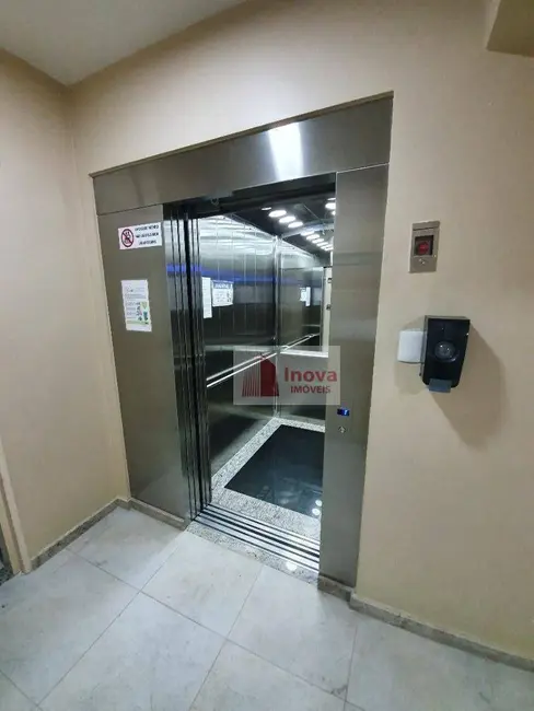 Apartamento com 2 quartos à venda, 90m2 em Centro, Juiz De Fora - MG - imagem 3 Foto 3 de Apartamento com 2 quartos à venda, 90m2 em Centro, Juiz De Fora - MG