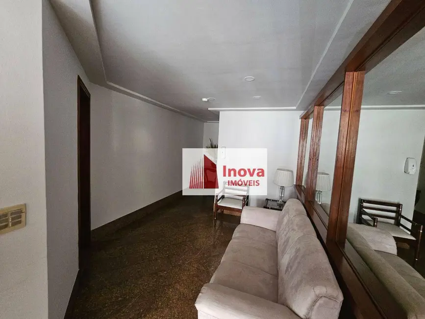 Apartamento com 4 quartos à venda, 310m2 em Centro, Juiz De Fora - MG - imagem 4 Foto 4 de Apartamento com 4 quartos à venda, 310m2 em Centro, Juiz De Fora - MG