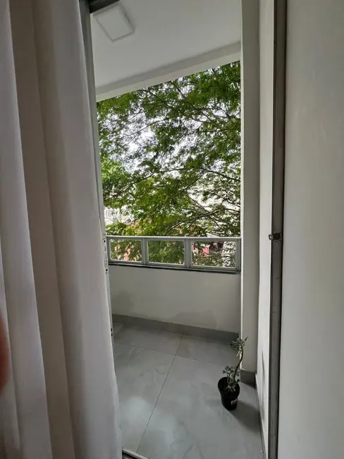Apartamento com 2 quartos à venda, 85m2 em Centro, Juiz De Fora - MG - imagem 9 Foto 9 de Apartamento com 2 quartos à venda, 85m2 em Centro, Juiz De Fora - MG