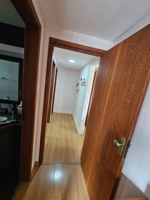 Apartamento com 2 quartos à venda, 100m2 em Juiz De Fora - MG - imagem 9 Foto 9 de Apartamento com 2 quartos à venda, 100m2 em Juiz De Fora - MG