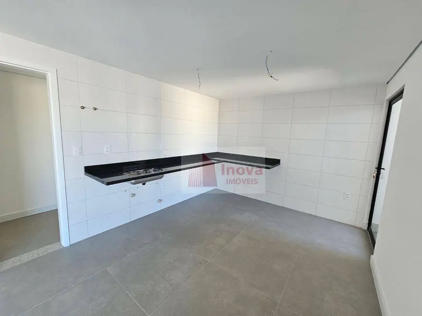 Cobertura com 4 quartos à venda, 290m2 em Santa Helena, Juiz De Fora - MG - imagem 7 Foto 7 de Cobertura com 4 quartos à venda, 290m2 em Santa Helena, Juiz De Fora - MG