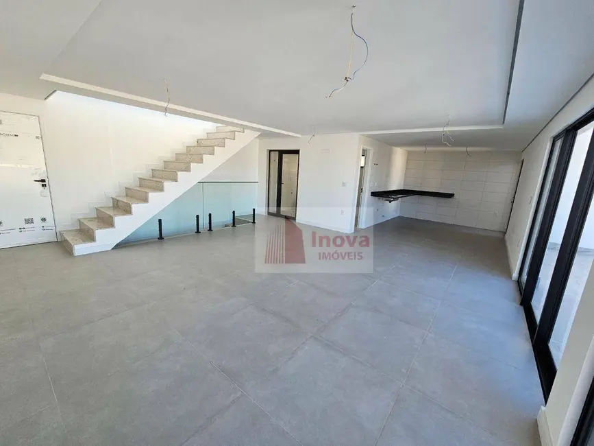 Cobertura com 4 quartos à venda, 290m2 em Santa Helena, Juiz De Fora - MG - imagem 5 Foto 5 de Cobertura com 4 quartos à venda, 290m2 em Santa Helena, Juiz De Fora - MG