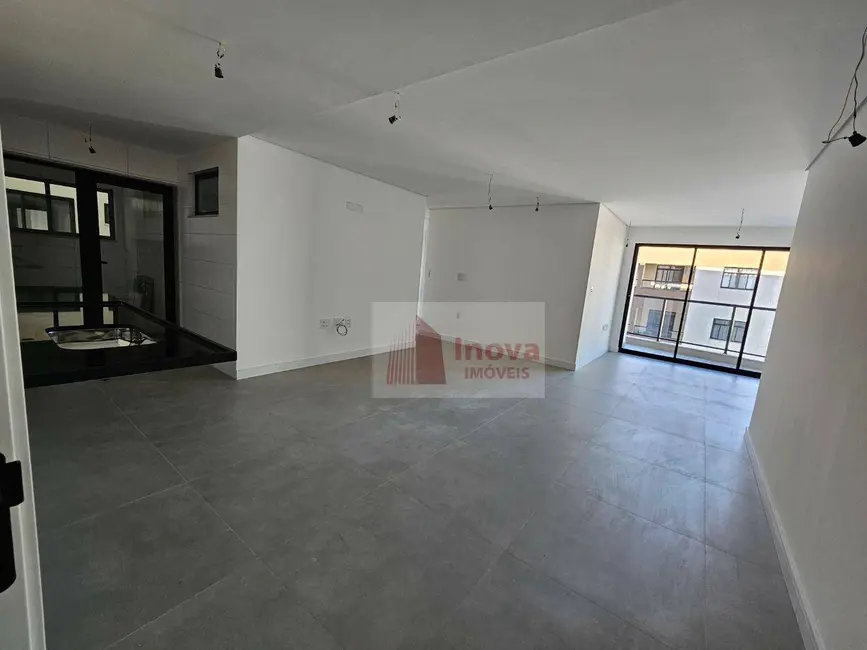 Apartamento com 3 quartos à venda, 120m2 em Santa Helena, Juiz De Fora - MG - imagem 5 Foto 5 de Apartamento com 3 quartos à venda, 120m2 em Santa Helena, Juiz De Fora - MG