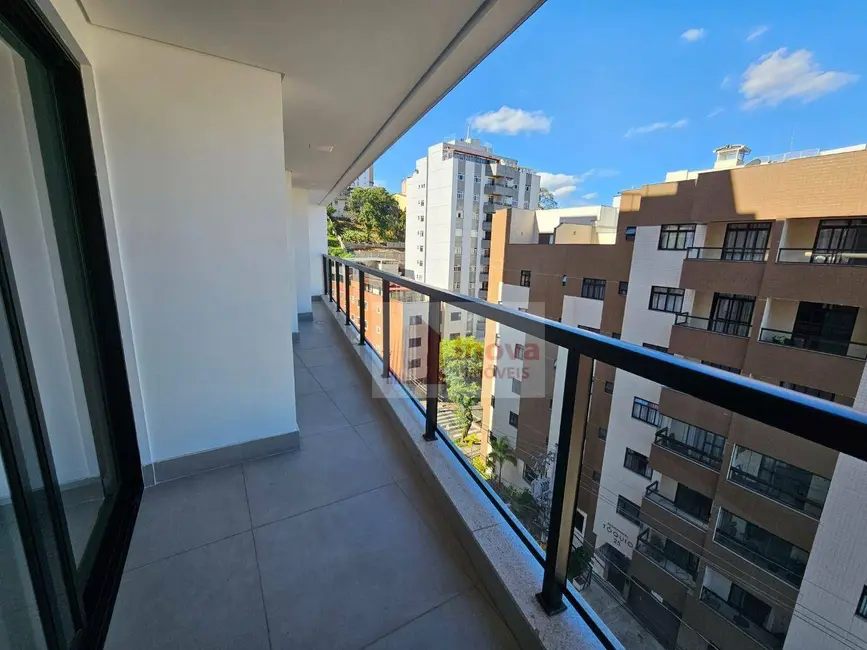 Apartamento com 3 quartos à venda, 120m2 em Santa Helena, Juiz De Fora - MG - imagem 9 Foto 9 de Apartamento com 3 quartos à venda, 120m2 em Santa Helena, Juiz De Fora - MG