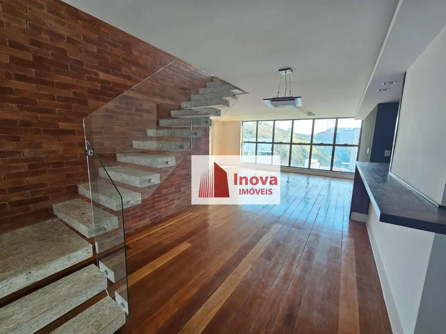 Foto 1 de Cobertura com 4 quartos à venda, 329m2 em Cascatinha, Juiz De Fora - MG