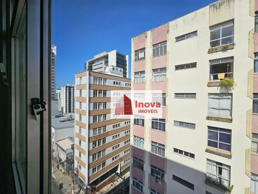 Apartamento com 2 quartos à venda, 60m2 em Centro, Juiz De Fora - MG - imagem 6 Foto 6 de Apartamento com 2 quartos à venda, 60m2 em Centro, Juiz De Fora - MG