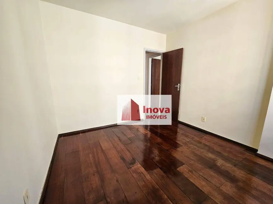Apartamento com 2 quartos à venda, 60m2 em Centro, Juiz De Fora - MG - imagem 9 Foto 9 de Apartamento com 2 quartos à venda, 60m2 em Centro, Juiz De Fora - MG