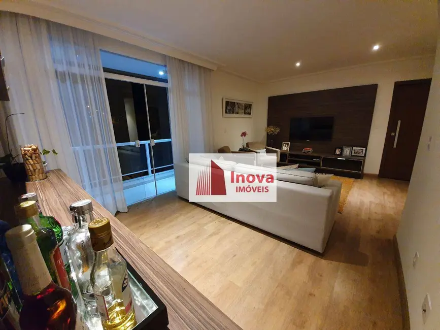 Apartamento com 3 quartos à venda, 140m2 em Jardim do Sol, Juiz De Fora - MG - imagem 6 Foto 6 de Apartamento com 3 quartos à venda, 140m2 em Jardim do Sol, Juiz De Fora - MG