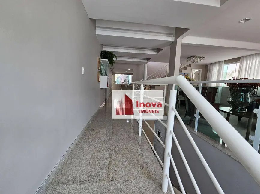 Foto 8 de Casa de Condomínio com 4 quartos à venda, 511m2 em São Pedro, Juiz De Fora - MG