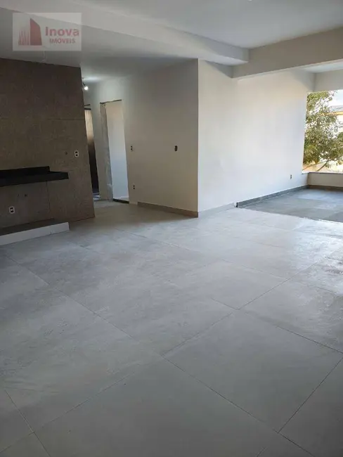 Apartamento com 3 quartos à venda, 124m2 em Aeroporto, Juiz De Fora - MG - imagem 9 Foto 9 de Apartamento com 3 quartos à venda, 124m2 em Aeroporto, Juiz De Fora - MG