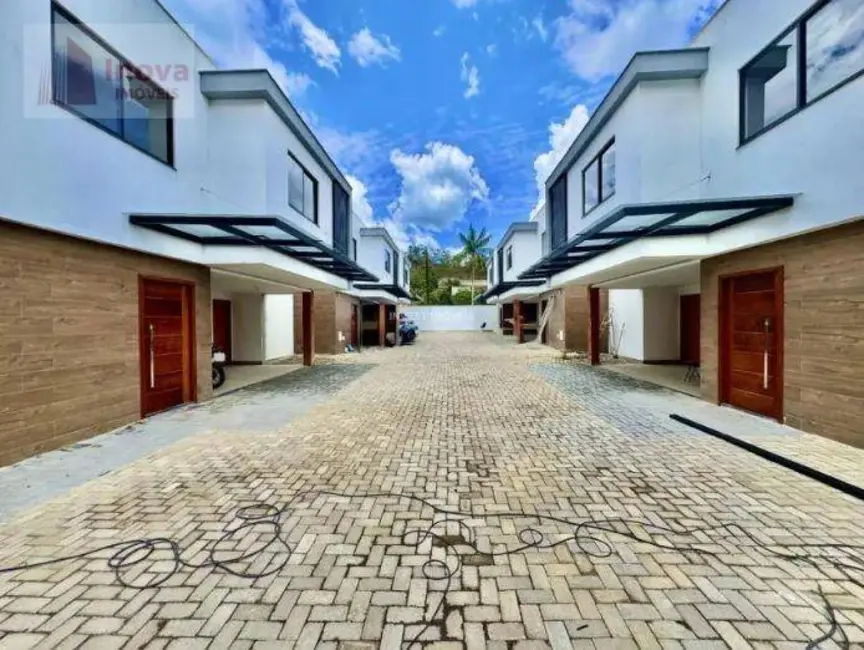 Foto 1 de Casa de Condomínio com 3 quartos à venda, 180m2 em Parque Jardim da Serra, Juiz De Fora - MG