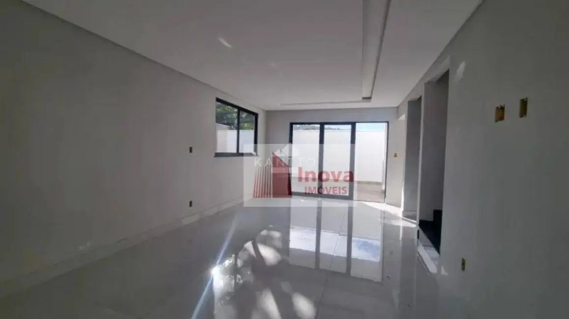 Foto 8 de Casa de Condomínio com 3 quartos à venda, 180m2 em Parque Jardim da Serra, Juiz De Fora - MG