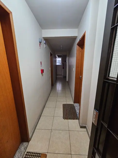 Foto 4 de Apartamento com 1 quarto à venda, 40m2 em Centro, Juiz De Fora - MG