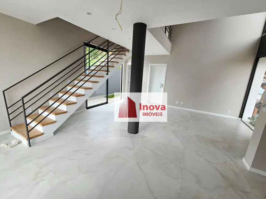 Foto 7 de Casa de Condomínio com 3 quartos à venda, 150m2 em Parque Jardim da Serra, Juiz De Fora - MG