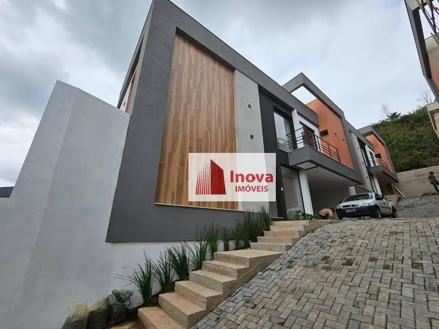 Foto 1 de Casa de Condomínio com 3 quartos à venda, 150m2 em Parque Jardim da Serra, Juiz De Fora - MG