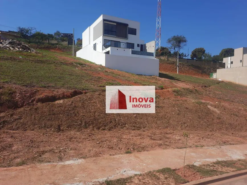 Foto 1 de Terreno / Lote à venda, 332m2 em Salvaterra, Juiz De Fora - MG