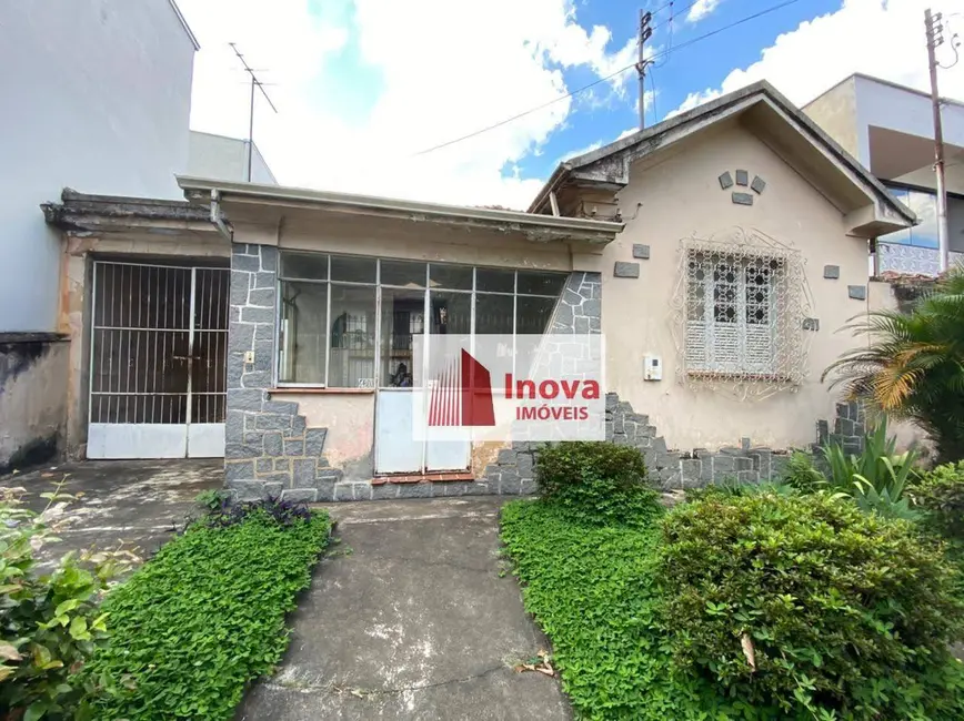 Foto 2 de Casa com 3 quartos à venda, 360m2 em Jardim Glória, Juiz De Fora - MG