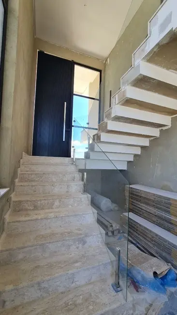 Foto 3 de Casa de Condomínio com 4 quartos à venda, 420m2 em São Pedro, Juiz De Fora - MG