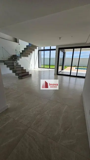 Foto 3 de Casa de Condomínio com 4 quartos à venda, 530m2 em São Pedro, Juiz De Fora - MG