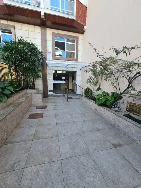 Foto 2 de Apartamento com 1 quarto à venda, 44m2 em São Mateus, Juiz De Fora - MG