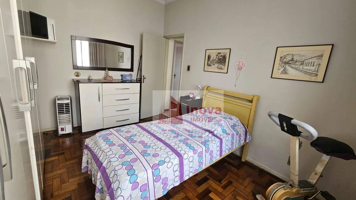 Apartamento com 2 quartos à venda, 63m2 em Centro, Juiz De Fora - MG - imagem 8 Foto 8 de Apartamento com 2 quartos à venda, 63m2 em Centro, Juiz De Fora - MG