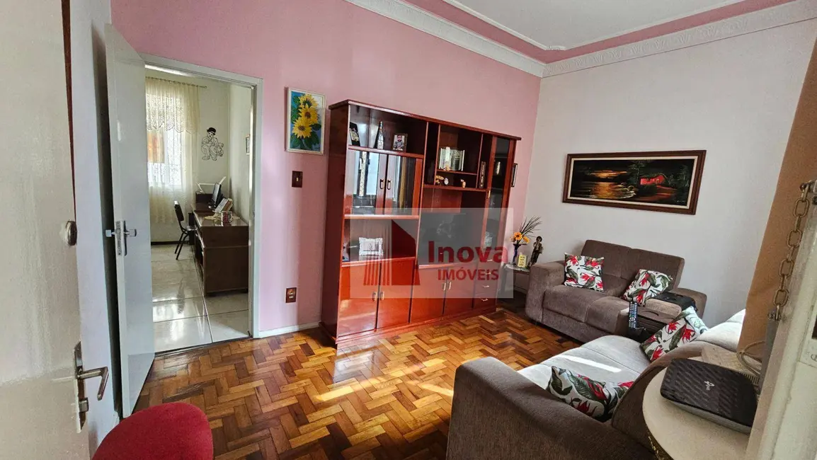 Foto 1 de Apartamento com 2 quartos à venda, 63m2 em Centro, Juiz De Fora - MG
