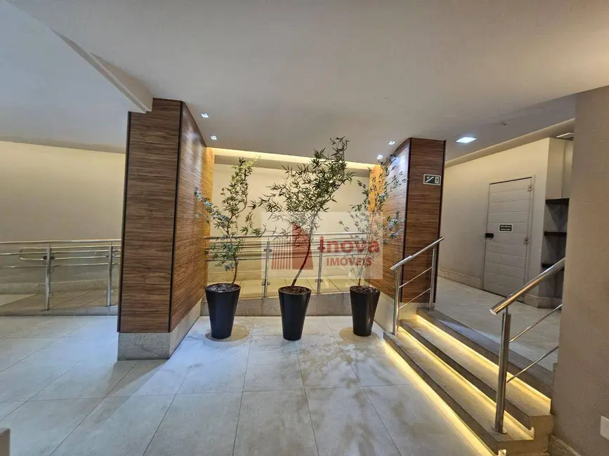 Apartamento com 3 quartos à venda, 120m2 em Centro, Juiz De Fora - MG - imagem 7 Foto 7 de Apartamento com 3 quartos à venda, 120m2 em Centro, Juiz De Fora - MG