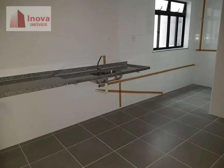 Apartamento com 2 quartos à venda, 82m2 em Centro, Juiz De Fora - MG - imagem 5 Foto 5 de Apartamento com 2 quartos à venda, 82m2 em Centro, Juiz De Fora - MG