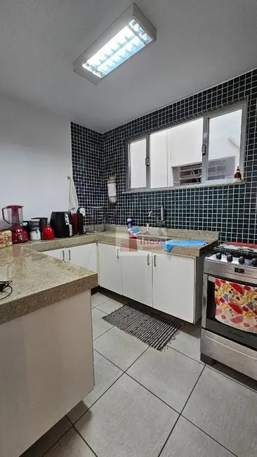 Apartamento com 3 quartos à venda, 110m2 em São Mateus, Juiz De Fora - MG - imagem 9 Foto 9 de Apartamento com 3 quartos à venda, 110m2 em São Mateus, Juiz De Fora - MG
