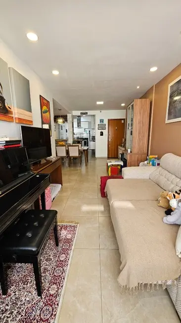 Apartamento com 3 quartos à venda, 134m2 em São Mateus, Juiz De Fora - MG - imagem 8 Foto 8 de Apartamento com 3 quartos à venda, 134m2 em São Mateus, Juiz De Fora - MG