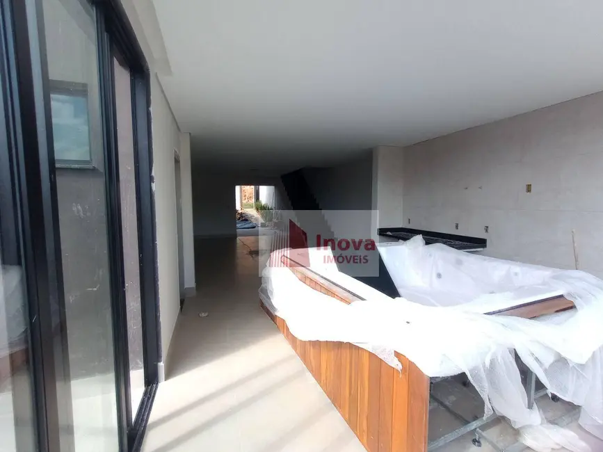 Foto 7 de Casa com 4 quartos à venda, 443m2 em Novo Horizonte, Juiz De Fora - MG