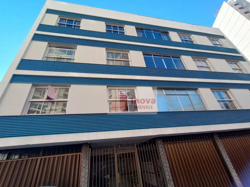 Foto 2 de Apartamento com 3 quartos à venda, 160m2 em São Mateus, Juiz De Fora - MG